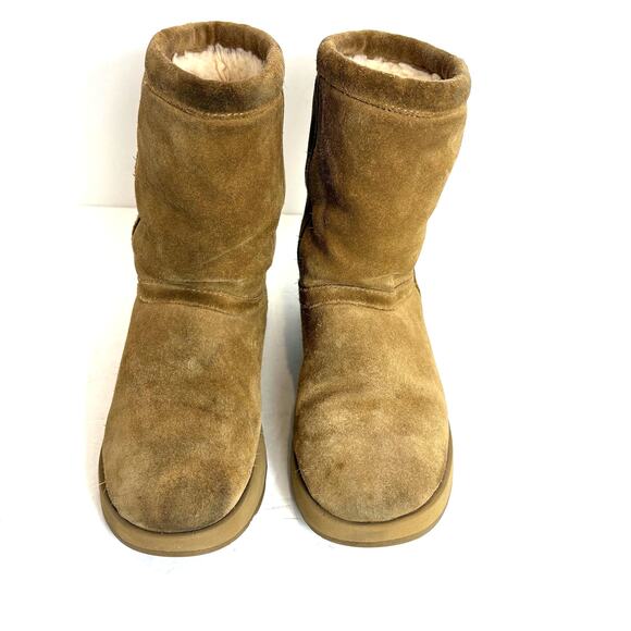 UGG -Women's Classic Short Waterproof Arctic Grip Winter Vibram Boots-Chestnut-7 - Picture 3 of 10